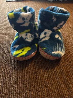 Harley Fleece Slippers